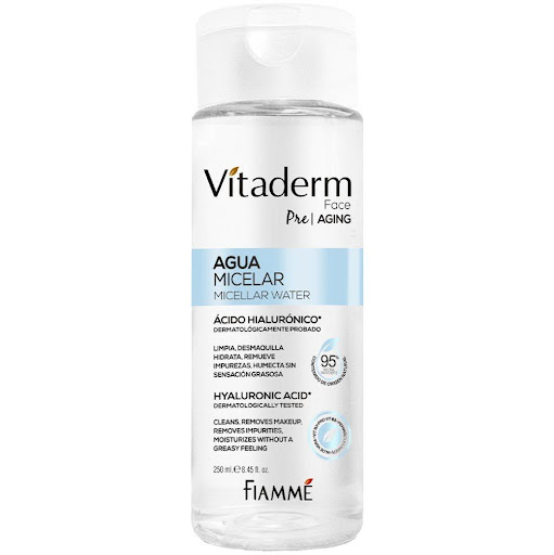 Agua micelar fiammé x250 ml Vítaderm 250 x 1 El agua micelar esta formulada a base de Micélar que atraen la suciedad y el sebo del rostro, deja la piel hidratada y tonificada para todo tipo de piel.