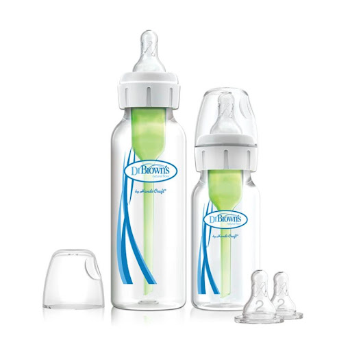 Teteros Dr Brown Recien Nacido Boca Estandar 4 y 8 Oz(0-6 M) Dr Browns Botella x 1 Kit de dos teteros Options+  de 8 y 4 onzas con un sistema de ventilación interno diseñado para evitar el vacio y la ingesta de aire y así disminuír el vómito, los eructos y gases, promoviendo una ali
