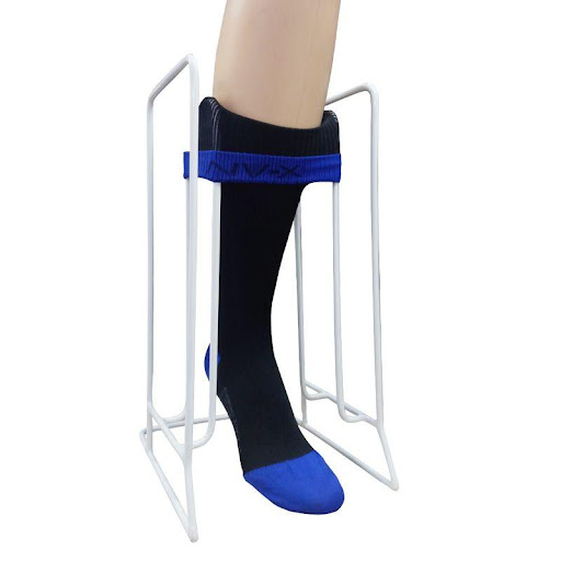 Calzador Metálico Para Media RECOVERY  x 1 Calzador metalico para colocar medias y calcetines sin esfuerzo, ideal para personas mayores, dificultad de movilidad o lesiones que limiten agacharse