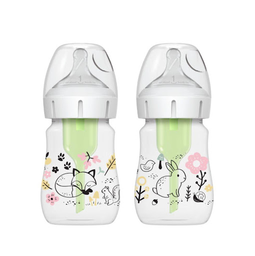 Teteros Option+ Boca Ancha de 5 Oz Decorado Bosque Set x 2 Dr Browns Botella x 1 Tus opciones nunca han sido mejores que con el biberón de cuello ancho Anti-Colic Options+ de Dr. Brown's Natural Flow�, ahora en una presentación estampada con divertidos dibujos infantiles pero con