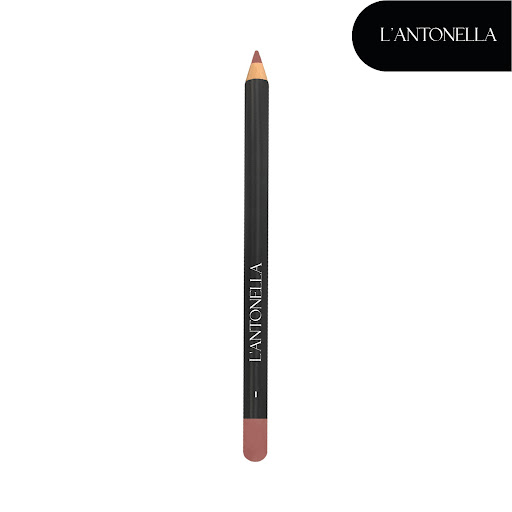 Lápiz delineador de labios 1.1g - City Girl L'Antonella Unidad x 1 Descubre el lápiz de labios perfecto para realzar tu sonrisa: con una fórmula cremosa de alta pigmentación, se desliza suavemente para ofrecer un color intenso y duradero que no se corre ni reseca. Id