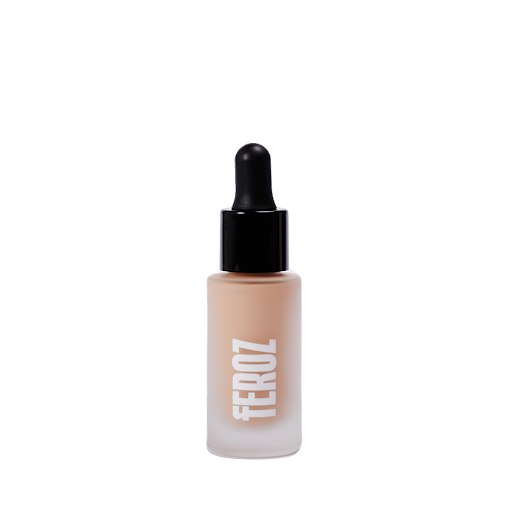 Base de Maquillaje Feroz Poderosa Claro Frasco x 15 ml