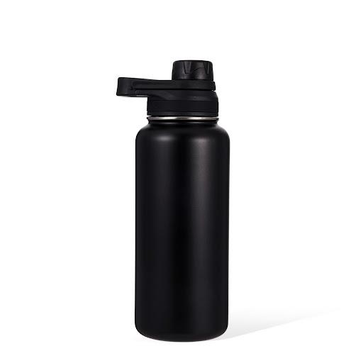 Termo 32 Oz Color Negro Tapa Boquilla Uruyen Caja x 1 Tapa de roscaCuerpo de acero inoxidable 304 de doble pared. Conserva el frío  y el calor por horas.Lavar a mano. Sin logo. Ideal para rotular.