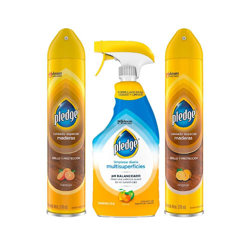 Combo Limpieza Muebles Pledge Premium Pledge Combo x 3 Pledge®Limpieza Diaria Multisuperficies, es un limpiador formulado con pH balanceado diseñado para limpiar y resaltar la belleza natural de TODO TU HOGAR. Remuevemanchas y polvo de manera tan suave, q