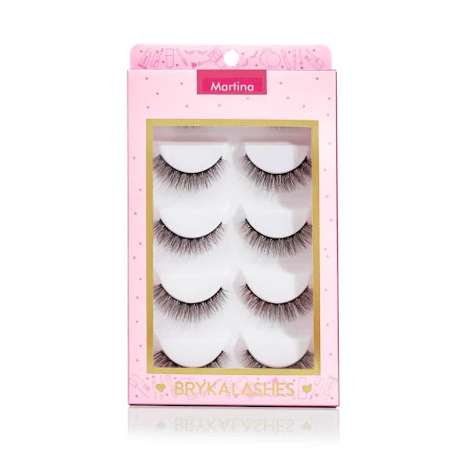 Pestañas Postizas Martina -5 Pares Bryka Caja x 5pares Pestañas enteras 3D con banda suave, reutilizables entre 10 y 15 posturas, livianas y tupidas con efecto agatado, elaboradas en falso pelo mink (crespas, despeinadas y multicapas), corta en el lagrima