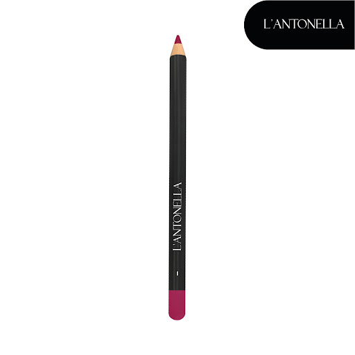 Lápiz delineador de labios 1.1g - Sangría L'Antonella Unidad x 1 Descubre el lápiz de labios perfecto para realzar tu sonrisa: con una fórmula cremosa de alta pigmentación, se desliza suavemente para ofrecer un color intenso y duradero que no se corre ni reseca. Id