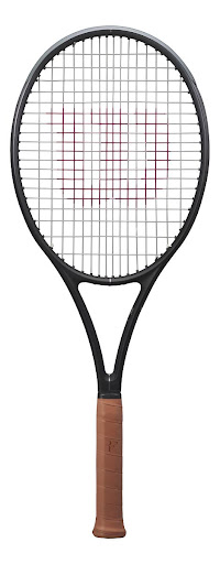 Raqueta De Tenis Wilson Roger Federer 01 Future Frm (280G) (4 - 1/4; (2)) WILSON CAJA x 1 Raqueta de Tenis Wilson Roger Federer 01 FRM (300g)Para el último año de gira de uno de los más grandes tenistas de todos los tiempos, Roger Federer necesitaba una raqueta que no solo le permitiera co