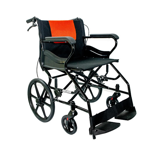 KBE-9125 SILLA DE RUEDAS DE TRANSPORTE EN ACERO IMPORMEDICAL  x 1 Silla de ruedas de transporte modelo KBE-9125, fabricada en acero resistente, diseñada para uso asistido en interiores. Cuenta con estructura plegable, apoyabrazos y reposapiés fijos, frenos para el c