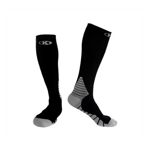 Medias de Compresión Completas K6 Running Unisex - Talla M K6 CAJA x 1 Para que mejores la circulación, el rendimiento durante el ejercicio y acortes los tiempos de recuperación, llegan las medias de compresión K6. Un modelo versátil que podrás usar para muchísimas disci