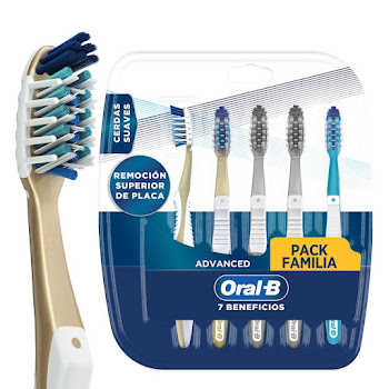 Cepillo de Dientes Oral B 7 Beneficios para una Limpieza Superior Estuche x 5 und  