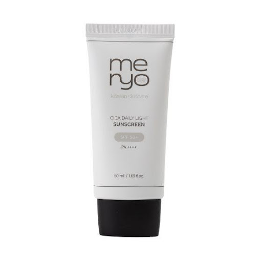 Protector Solar Coreano Calmante y Ligero  de Uso Diario SPF 50+ PA++++ x 50 Ml Meryo Tubo x 1 und 