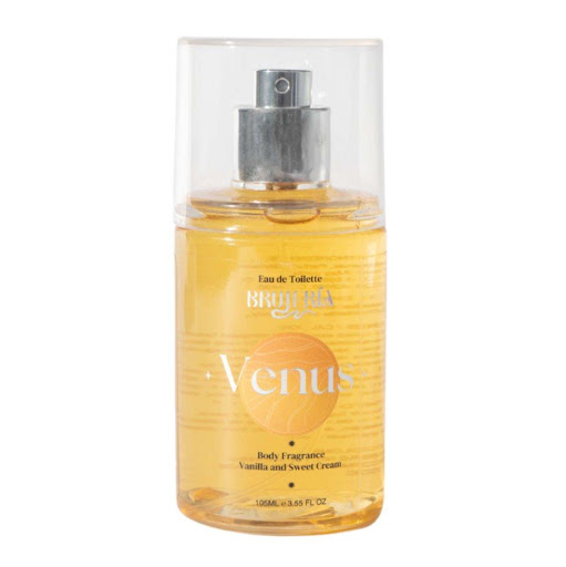 Mist Corporal y Capilar Venus Brujería Capilar x 105 ml Brujería Capilar Spray x 1 Un perfume goloso e irresistible que combina la calidez del caramelo salado, vainilla tostada y macadamia. Inspirado en Venus, el planeta del amor y la belleza, este mist corporal es puro encanto y fe