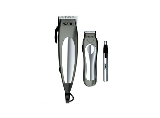 COMBO DELUX GROOM PRO 21 PIEZAS WAHL Caja x 1 Las cuchillas de acero al carbono autofilantes están precisamente afiladas para que se mantengan de ese modo por más tiempo.

El control de guía ajustable con el pulgar permite múltiple largos de cort