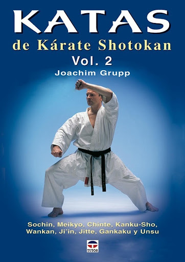 Katas De Kárate Shotokan Vol. 2 Ediciones Tutor,S.A. Libro x 1 KATAS DE KÁRATE SHOTOKAN VOL. 2Para entrenamiento, preparación de exámenes de grado y competiciones; incluye los 9 katas avanzados, que completan junto a los 17 del volumen 1 los 26 de kárate Shotokan