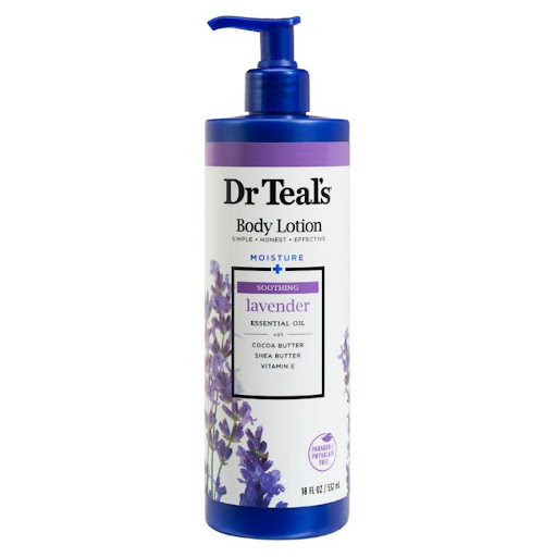 Dr. Teals Crema Corporal Lavanda 18oz Dr. Teals Botella x 1 La loción corporal ligera de Dr. Teal está formulada con ingredientes hidratantes más aceites esenciales beneficiosos para nutrir y renovar la piel. Esta mezcla restauradora devuelve la humedad a la p