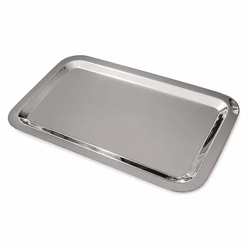 BANDEJA DE 30X20 Corazón Médico 1 x 1 Bandeja fabricada en acero inoxidable, diseñada para almacenamiento, transporte y manipulación de diversos materiales en entornos médicos, gastronómicos e industriales. Su construcción robusta garanti
