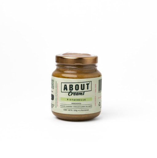 Crema Pistachella 120g ABOUT Envase de vidrio x 1 Pistachella: crema untable dulce de pistacho sin azúcar. Elaborada con pistacho, almendra y chocolate blanco sin azúcar. Natural, sin azúcares añadidos, sin conservantes ni grasas añadidas. Cremosa y 