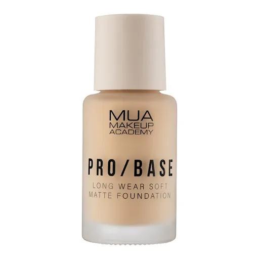 Base Pro de Larga Duración con Acabado Mate Make up Academy liquida x 1  