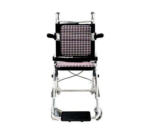 Silla De Transporte Ultraliviana 1100 YUWELL Individual x 1 Silla de transporte ultraliviana en aluminio plegable con descansabrazos y descansapies, llantas de 12, abatibles y peso máximo soportado de 70 kg