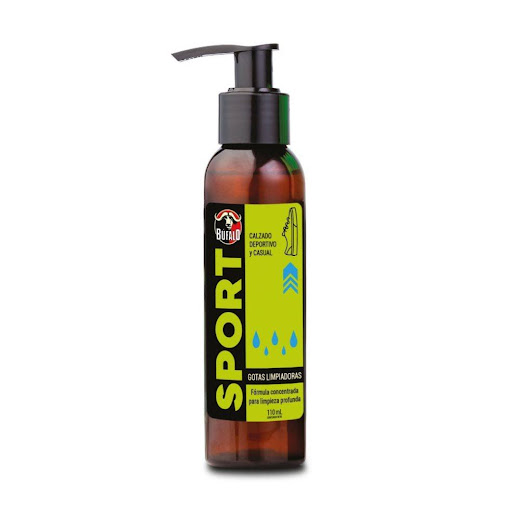Gotas Limpiadoras Búfalo Sport x 110 mL BÚFALO Frasco x 1 Und Las Gotas Limpiadoras Búfalo Sport son un detergente líquido concentrado, formulado para despercudir y realizar una limpieza profunda sin necesidad de enjuagar. Se puede usar en calzado de materiales 