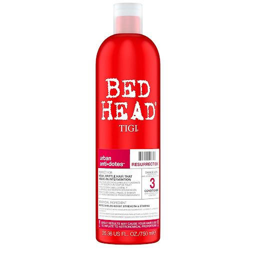 Acondicionador TIGI Bed Head Resurrection 750 ml TIGI Caja x 1 Repara y fortalece cabellos muy dañados o quebradizos. Su fórmula rica en proteínas restaura la estructura interna, reduce la rotura y deja el cabello visiblemente más fuerte, suave y saludable.
