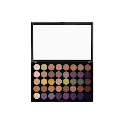 Paleta Profesional De 40 Sombras Eye Shadow Palette Natural X 66 Gr SACHA COSMETICS Paleta profesional x 1 Colección intensa de sombras de ojos en polvo con tonos neutros y vibrantes. Están diseñados para lucir exquisitos en todos los tonos de piel, tienen un excelente poder de permanencia y se ven "recién