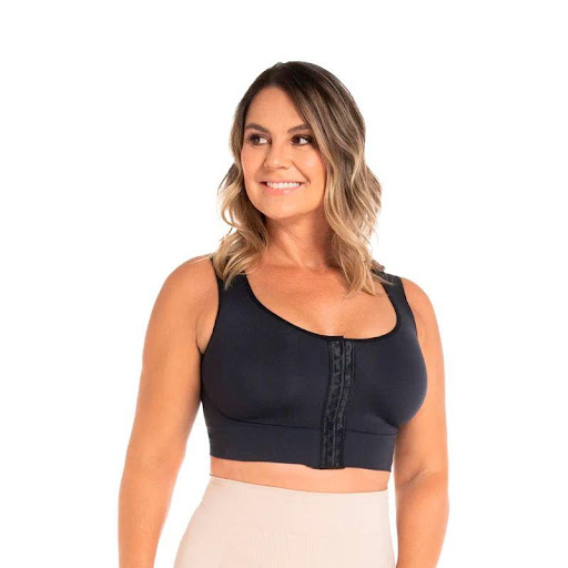 Brassier Multiuso Y Corrector Postura Anne Shantel Negro Md/Lg Anne Shantel Individual x 1 Brassier con estructura doble para aumento. Reduccion de busto, deporte de bajo impacto y descanso. Sin costuras, copa prehormada. Escote medio y bondeado interno en laterales y cotilla que ayuda a ce