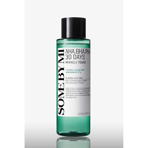 AHA.BHA.PHA 30 Days Miracle Tónico Some By Mi Botella de 150 ml x 1 Rescata tu piel con este milagroso tónico que contiene 10,000 ppm de árbol de té, AHA/BHA/PHA, Niacinamida 2% y 20 tipos extractos de la planta natural.     AHA: Quita impurezas, células muertas y esc