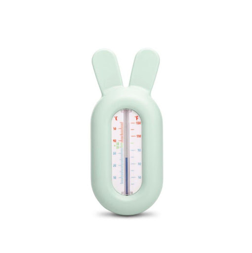 Suavinex Termómetro de Baño Color Verde Suavinex Unidad x 1 Termómetro de baño Suavinex para bebé, ideal para medir la temperatura del agua de forma segura y rápida. Con diseño divertido y colores surtidos, ayuda a garantizar un baño cómodo y sin riesgos desde