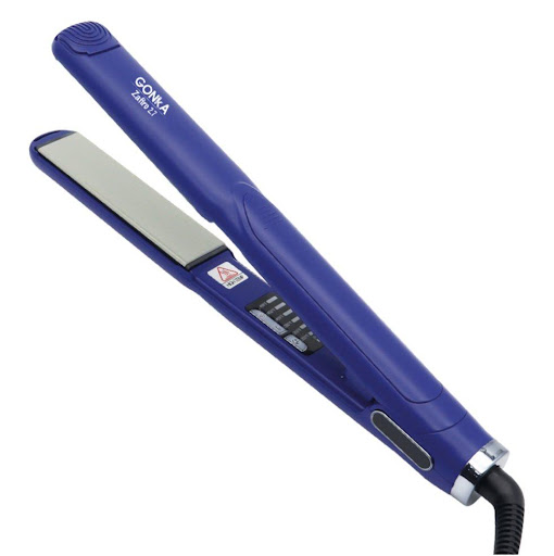 Plancha Pro Zafiro 2.7 GK Gonka caja  x 1 Plancha profesional Gonka Zafiro 2.7 con placas de titanio recubiertas en turmalina, 480°F, tecnología iónica y diseño ergonómico. Ideal para keratinas y alisados.