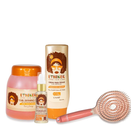 KIT BELLEZA NATURAL ETNIKER 1000 x 3 El Kit Belleza Natural ETNIKER es una rutina completa diseñada para cuidar, definir e hidratar el cabello rizado, afro y ondulado. Este kit incluye:Gel Definidor Etniker (1000g).Crema para Peinar Etni