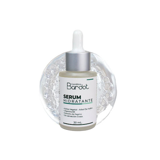 SERUM HIDRATANTE BARDOT 30 ml x 1 El Sérum Hidratante Facial Bardot está formulado con ingredientes naturales como extracto de pepino, vitamina B3 y activo vegetal del árbol de Huilco, que nutren, refrescan y revitalizan tu piel desde