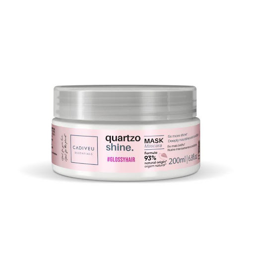 Mascarilla Cadiveu Quartzo Shine 200ml Cadiveu TARRO x 1 Su completa formulación ofrece protección al cabello con acción antioxidante y antisequedad, aportando un tacto aterciopelado y sensación de emoliencia al cabello. Elaborada con manteca de karité y cu