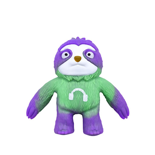 Muñeco Estirable Stretchapalz Musiya Perezoso Lila Serie Sloth Stretchapalz Caja x 1 Descubre la encantadora figura Musiya Stretchapalz de la serie Tie Dye Perezoso, una adición adorable y relajante a tu colección. Con su cuerpo elástico resistente y pigmentos duraderos, este muñeco d