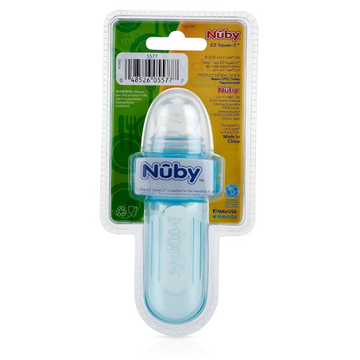 Mini Comedero Exprimidor Azul Con Tapa Higiénica Nuby Blister x 1 ĦLa hora de comer nunca ha sido tan fácil! Debido a que es seguro y fácil, Squeeze Feeder de Nûby es ideal para usar en cualquier lugar.