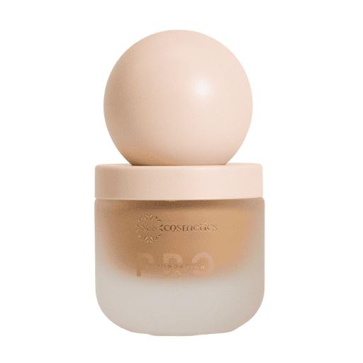 Pre Base Luminosa Pro Miis Cosmetics Tono Radient MIIS COSMETICS Base de rostro x 1 El aliado perfecto para un maquillaje con glow natural. Su fórmula ligera se funde con la piel, suaviza poros y líneas de expresión, y ofrece un acabado luminoso sin sensación grasa. Disponible en 3 t