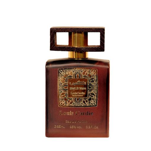 LOUIS CARDIN  MUSK AJ TAHARA HOMBRE LOUIS CARDIN FRASCO x 1 Musk Al Tahara se abre con notas florales frescas de naranja, bergamota, limón y flores silvestres, dando paso a notas medias afrutadas y empolvadas de frutas de cachemira, polvo y tierras en las nota
