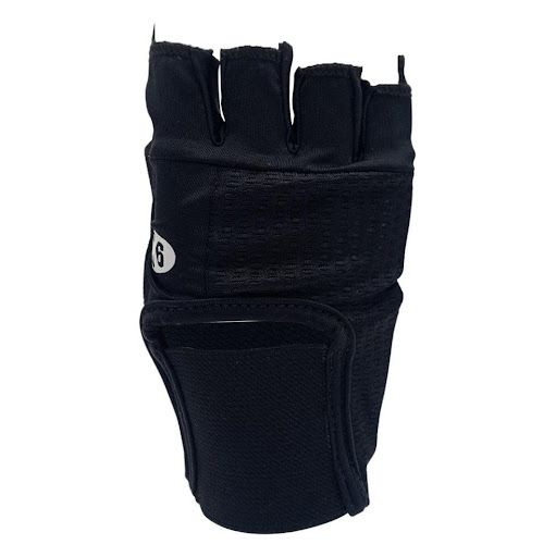 Guantes De Pesas K6 Gym Training Fitwave - Negro Blanco / M K6 PAPELETA x 2 ¡Potencia tu entrenamiento con los Guantes K6 Fitwave!

​

Descubre la combinación perfecta de comodidad y rendimiento con nuestros guantes diseñados especialmente para los amantes del fitness. Con un