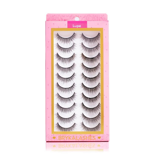 Pestañas Postizas Lupe -10 Pares Bryka Caja x 10pares Pestañas enteras 3D, banda super suave, reutilizables 10 posturas con adecuados cuidados, livianas de apariencia natural, elaboradas en falso pelo mink (crespas, despeinadas y multicapas), corta en lo