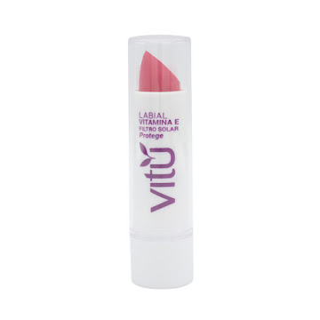 Labial Vitú Vitamina E Filtro Solar Carmesi 6x 2 gr  