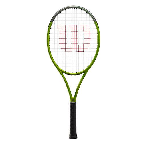 Raqueta de Tenis Wilson Blade Feel 103 RKT Wilson Papeleta x 1 Raqueta de Tenis Wilson Blade Feel 103 RKTDescubre la conexión perfecta con la bola con la raqueta Blade Feel 103 de Wilson. Diseñada para ofrecer un juego menos lesivo para el brazo, esta raqueta est