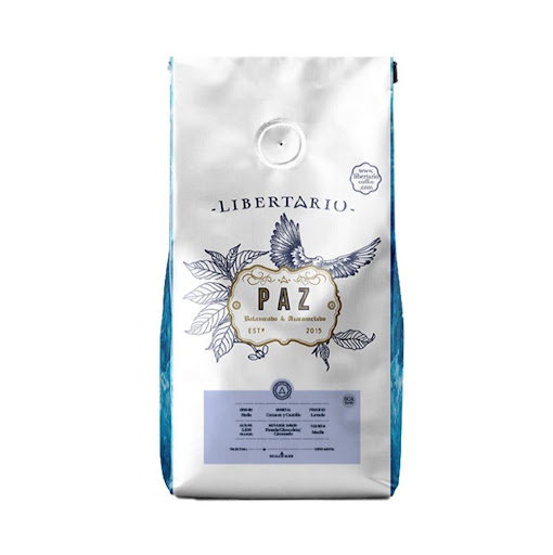 Paz Molido  Libertario Coffee Doypack x 454gr x 1 und Un blend colombiano de café de especialidad, molido y listo para preparar. Perfil suave y equilibrado, con notas dulces y acarameladas que lo hacen ideal para cualquier momento del día.