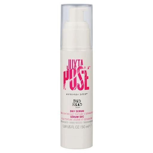 Suero Capilar Bed Head Juxta-Pose 50 ml TIGI Caja x 1 Este suero ligero hidrata, suaviza y sella la cutícula para controlar el frizz al instante. Aporta un brillo natural sin dejar sensación grasa, dejando el cabello sedoso y lleno de vida. Ideal para ap