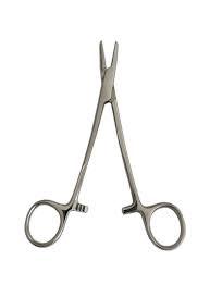 PORTA AGUJA MAYO 12.5CM AMALGADENT  x 1 Instrumento quirúrgico utilizado para sujetar y manipular agujas durante procedimientos de sutura. Su diseño robusto y compacto permite un agarre firme y preciso, ideal para intervenciones en espacios