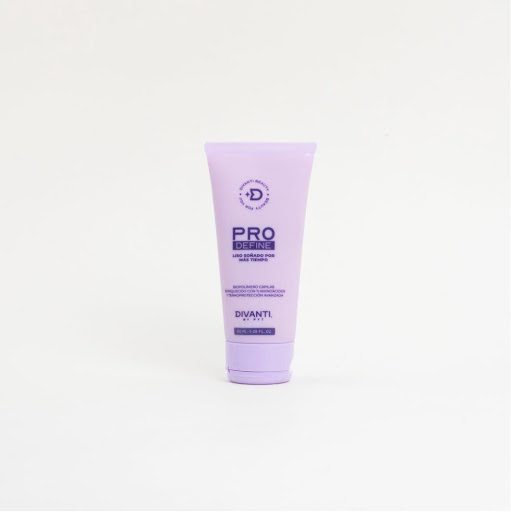 Prodefine - Modelado efecto alisante 60 ML - Divanti by PYT PYT 60 ML x 1 Producto de modelado efecto alisante. Controla el encrespamiento y el frizz. Minimiza el quiebre, el esponjamiento y blinda contra la humedad. El Prodefine utiliza una combinación de biopolímeros y am