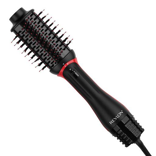 secador y voluminizador Revlon One Step REVLON Caja x 1 Combina el poder de un secador y el control de un cepillo redondo. Aporta volumen, suavidad y brillo en una sola pasada. Tecnología iónica que reduce el frizz y deja un acabado de salón.