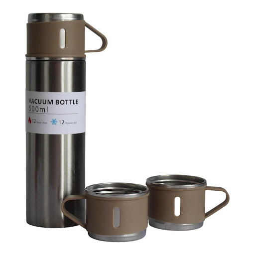 Botella Portátil Mantiene Temperatura Ideal UNIMARC Unidad x 1 Mantén tus bebidas a la temperatura ideal durante todo el día con nuestro termo de acero inoxidable de 500 ml. Ya sea para una caminata matutina o para la oficina, este termo asegura que tu café se ma