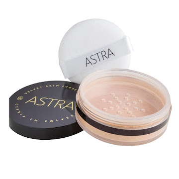 Polvos Sueltos Astra   Velvet Skin Porcelaine  x und  