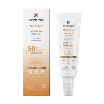 //Fotoprotector Repaskin Facial Toque Seda Spf 50 Sesderma x 50Ml  